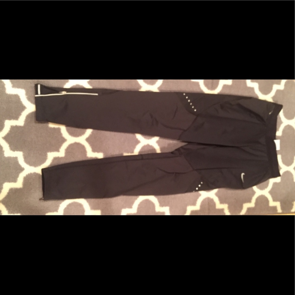 Black nike pants